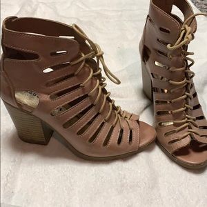 Madden girl vital lace up sandal